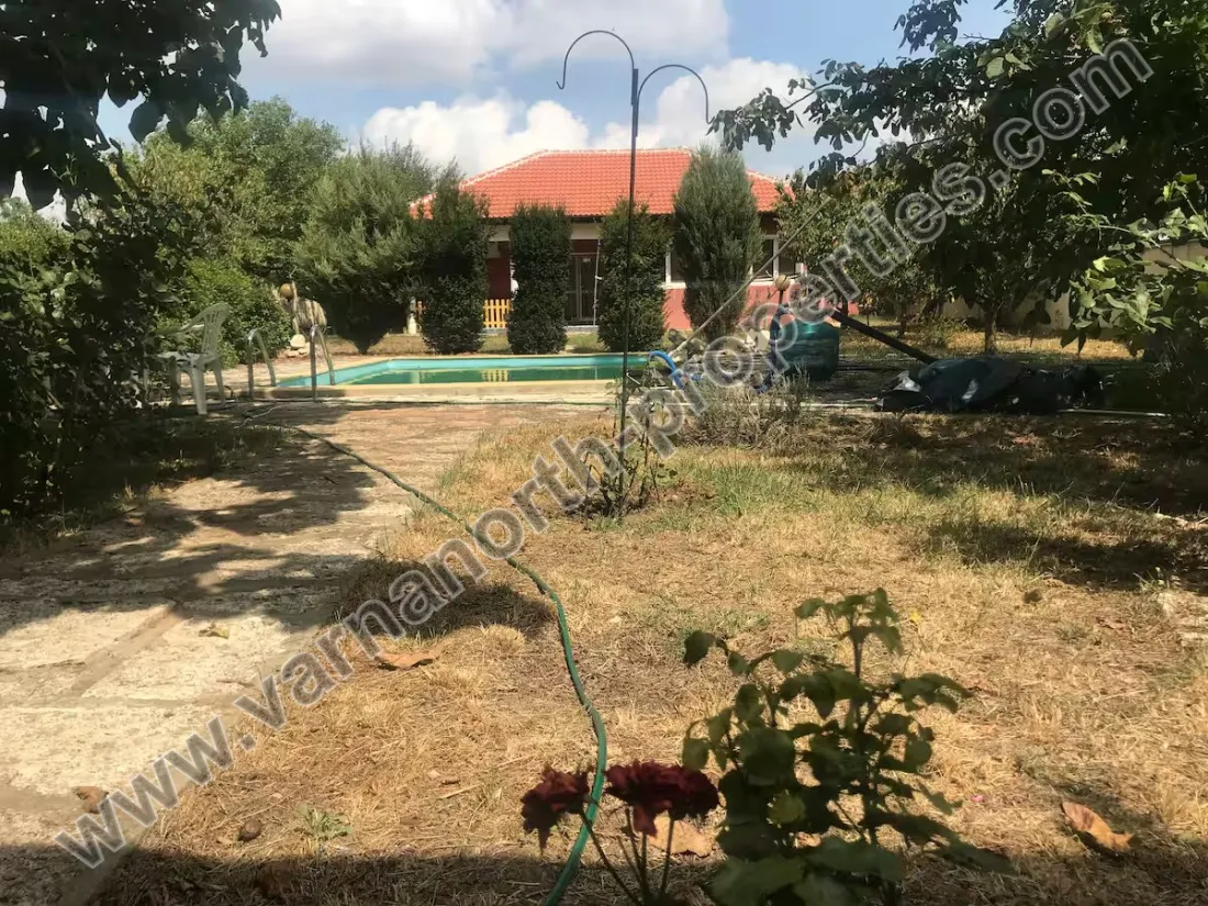 Имот за продажба в село Соколово — Соколово, основна снимка
