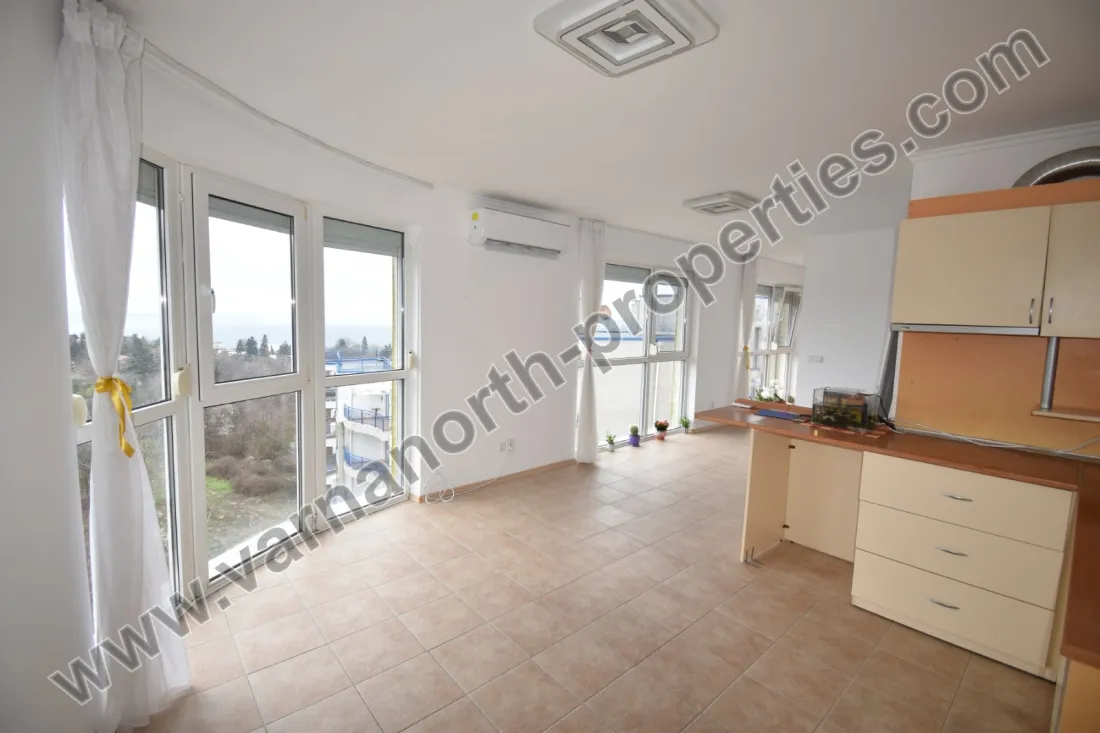 Three-room apartment with sea view, no maintenance fee — Balchik, main photo