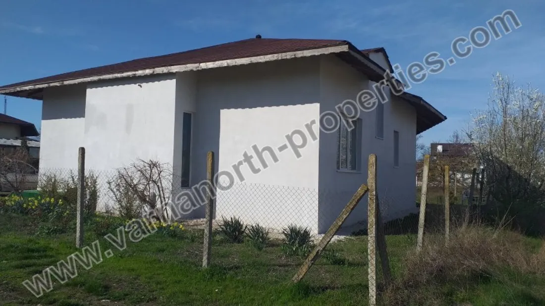 Къща с 4 спални в отлично село близо до морето — Царичино, основна снимка