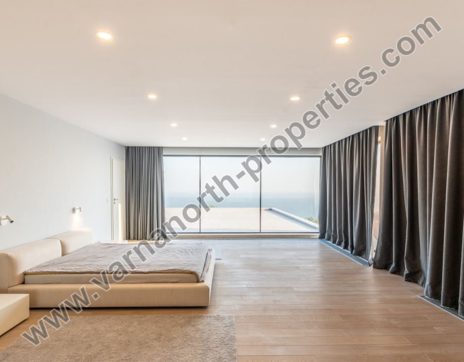 A spacious and bright house with a fantastic panoramic view of the sea - photo 9