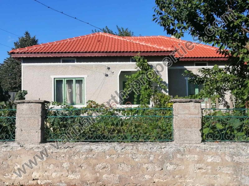 Стара къща в село Соколово — снимка 4