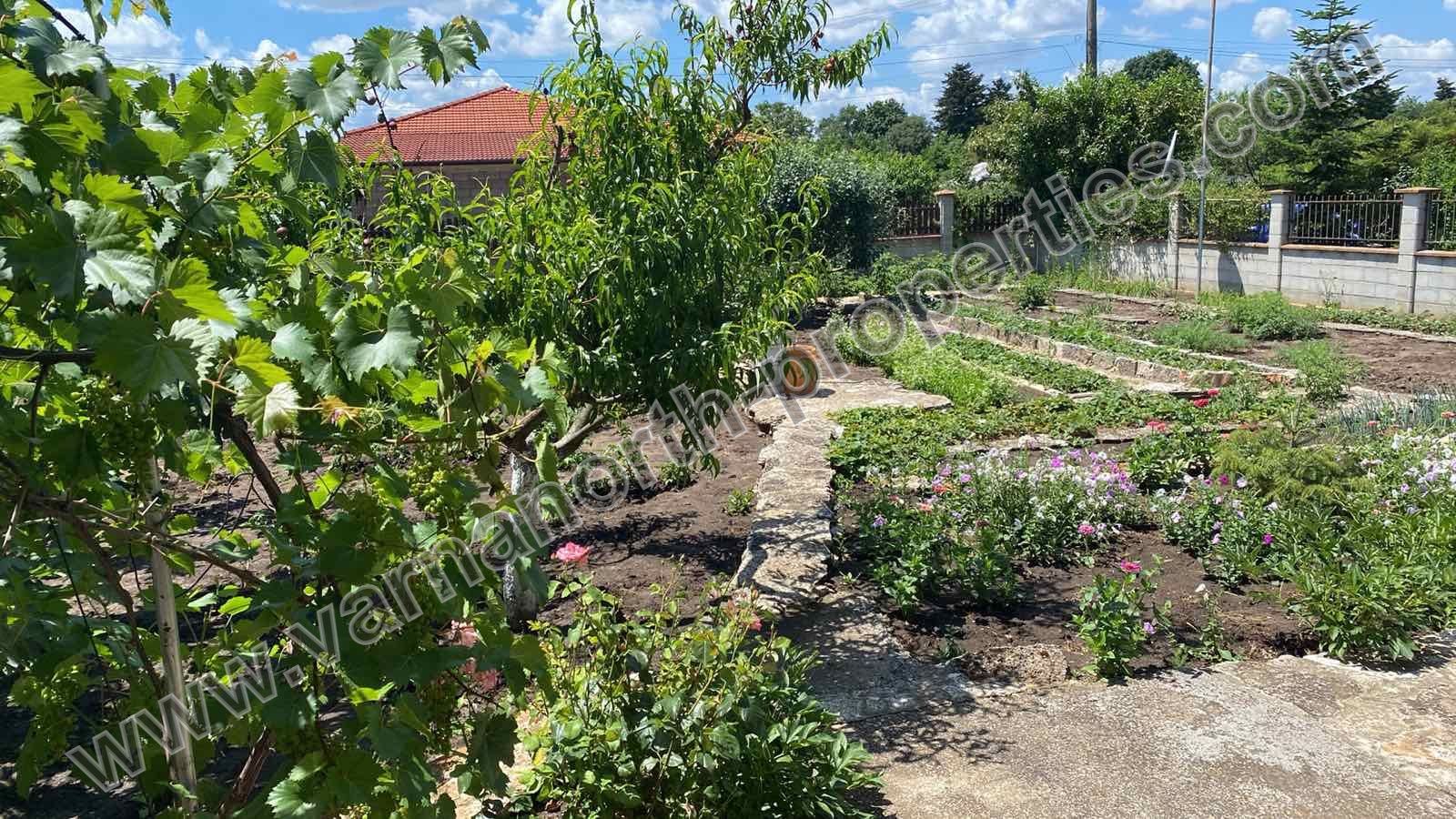 Нова едноетажна къща, разположена в село Соколово — снимка 2