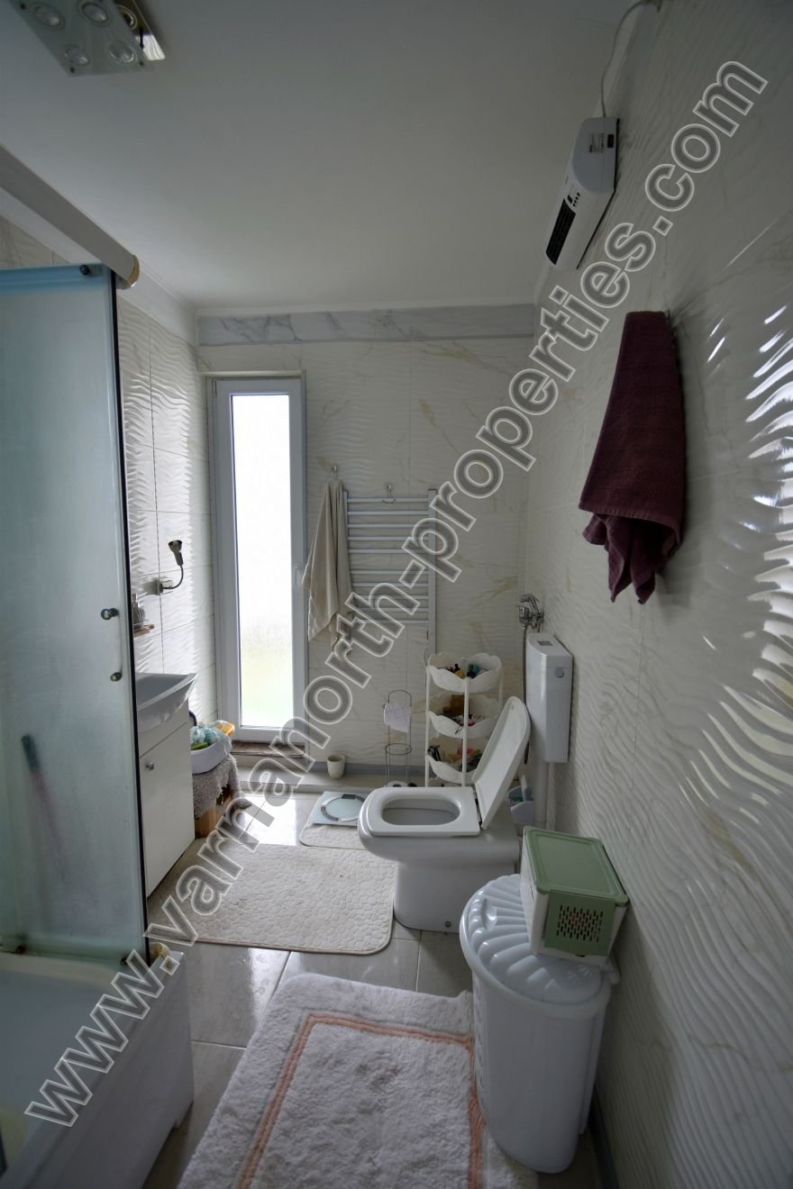 4 bedroom house in excellent village near the sea - photo 10