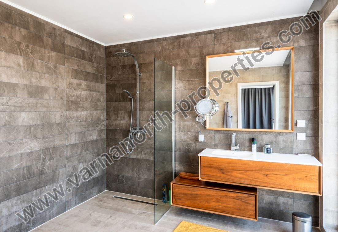 A spacious and bright house with a fantastic panoramic view of the sea - photo 11