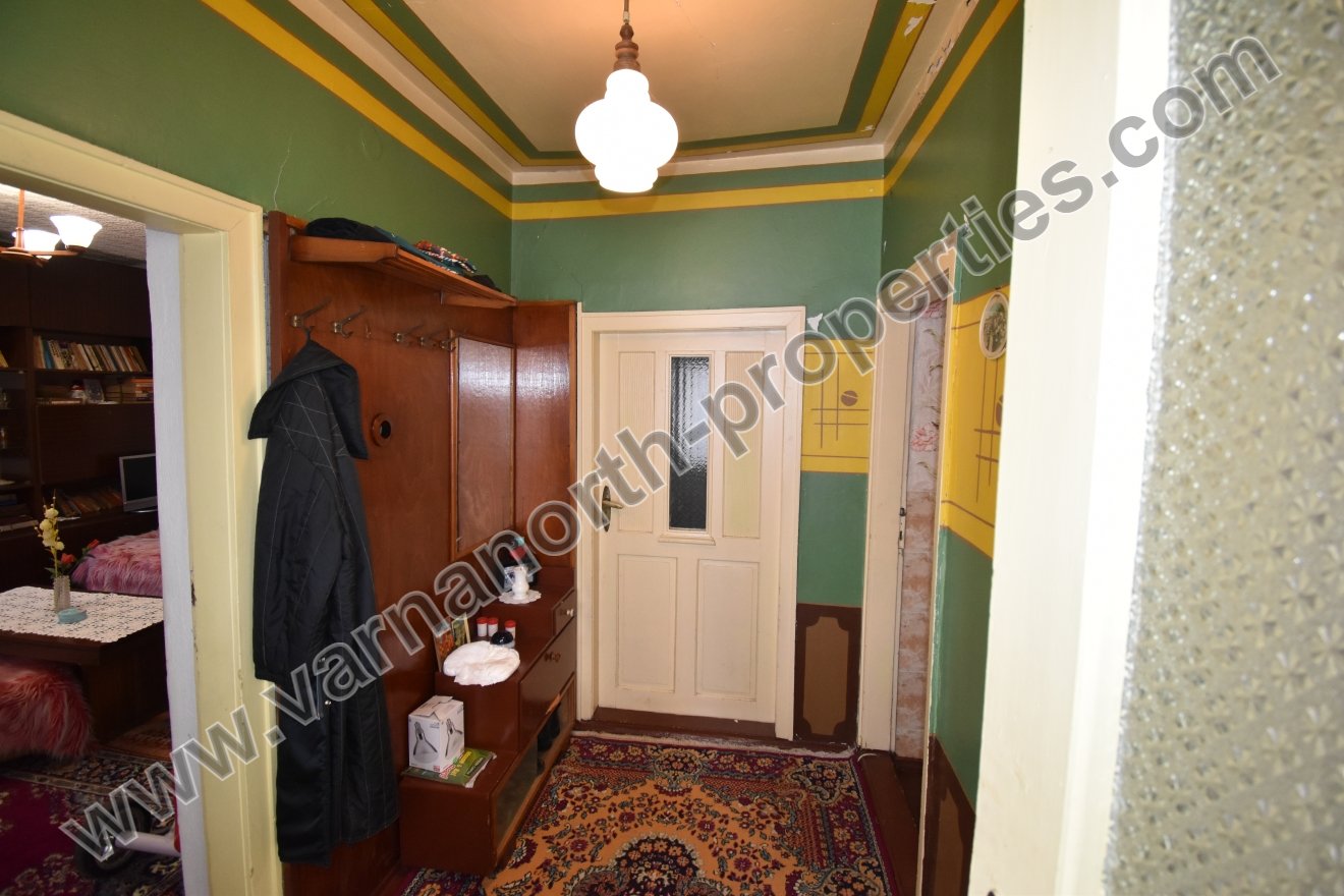 Einstöckiges Haus zum Verkauf in der Stadt Baltschik – Foto 3