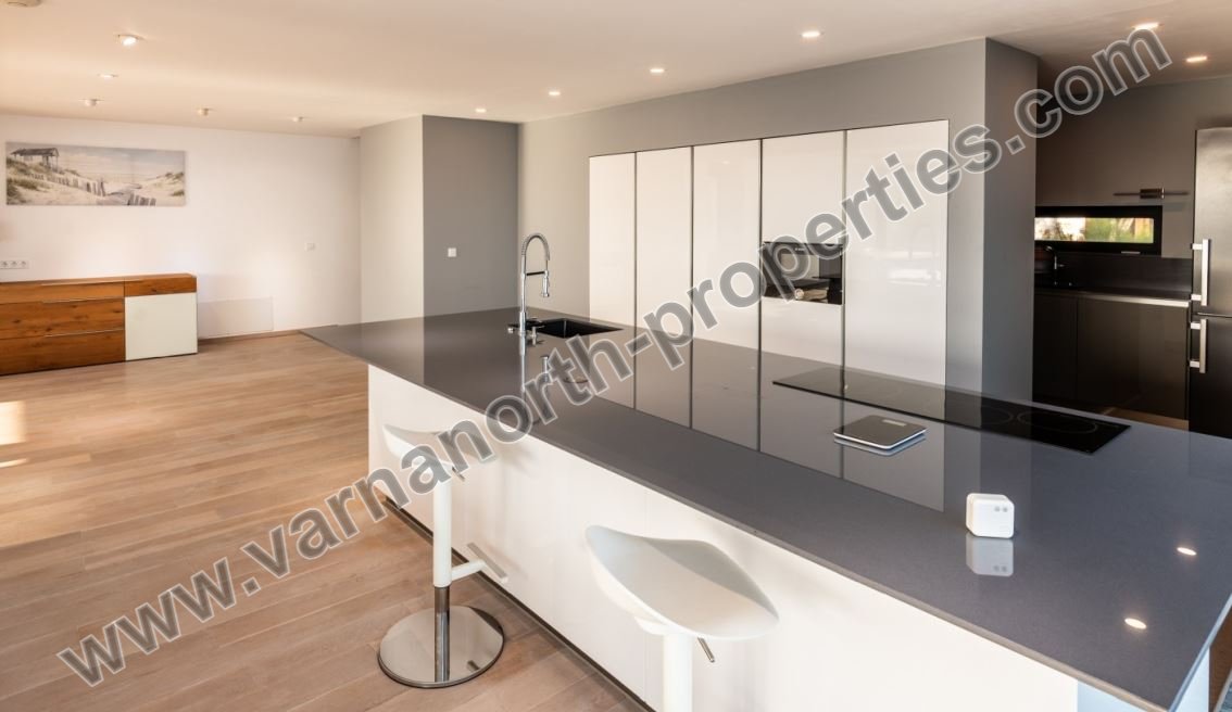 A spacious and bright house with a fantastic panoramic view of the sea - photo 7