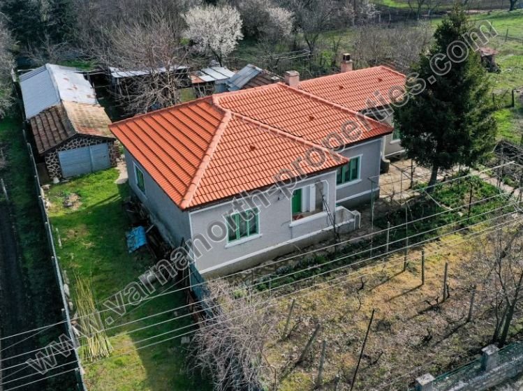 Стара къща в село Соколово — снимка 5