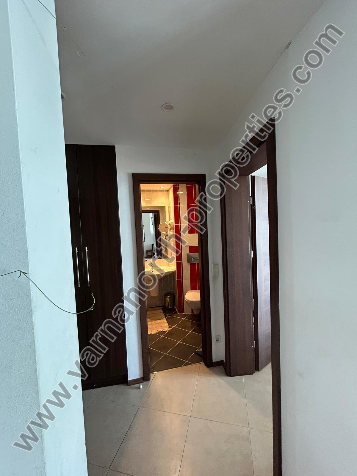 Apartment with a sea view in Balchik — photo 5
